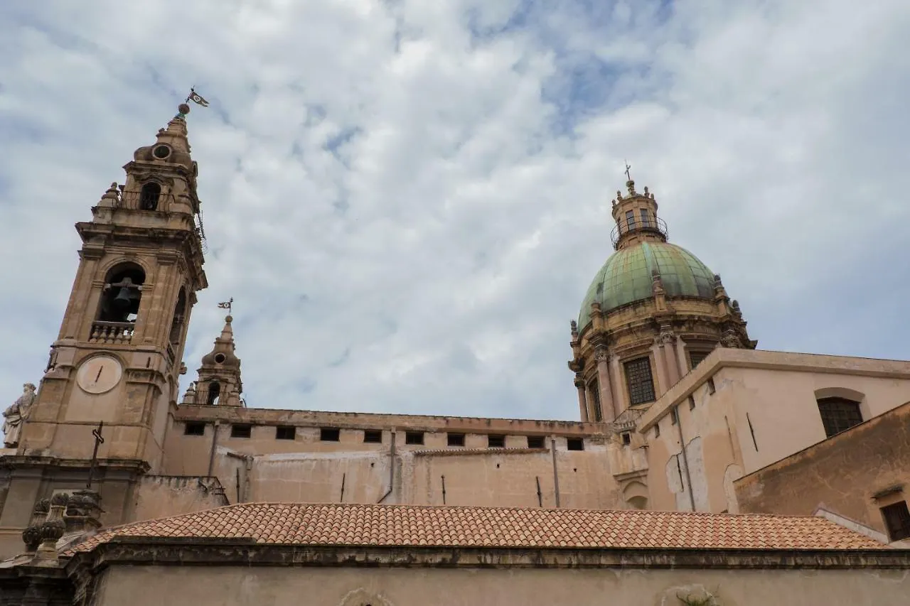 Apartamento Centro Storico Casa Dell'Orologio Palermo Italia